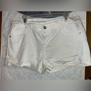 White shorts - Juniors